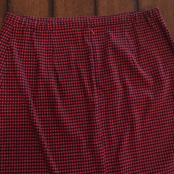 Christopher & Banks skirt - Picture 3 of 5